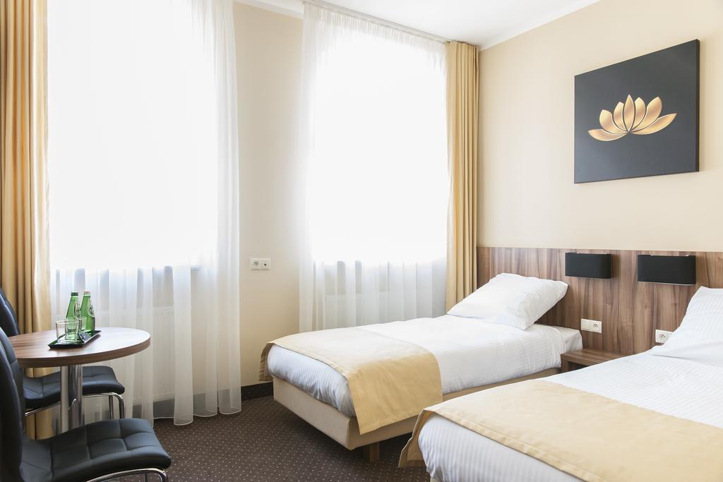 Mandala Hostel & Apartments Poznan Phòng bức ảnh