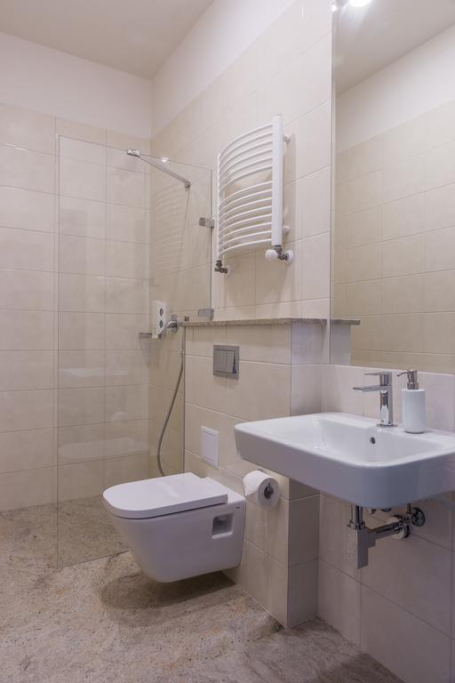 Mandala Hostel & Apartments Poznan Phòng bức ảnh