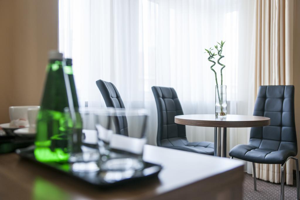 Mandala Hostel & Apartments Poznan Phòng bức ảnh